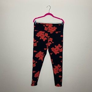 Mono B Leggings size XL